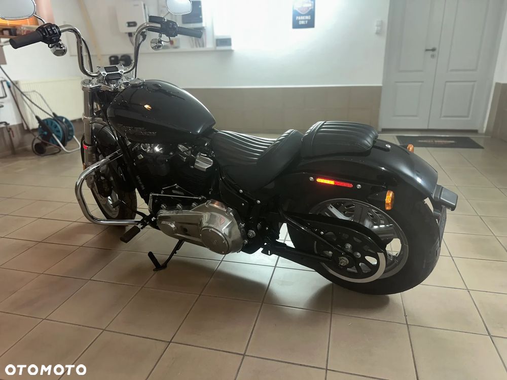 Harley-Davidson Softail Standard - 6