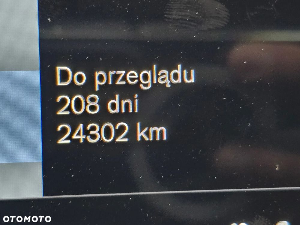 Volvo V60 B5 B AWD R-Design - 24
