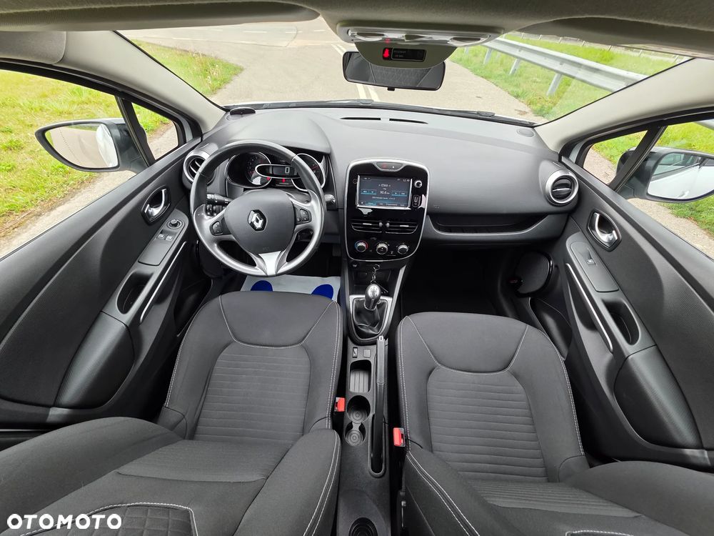 Renault Clio 1.2 16V 75 Limited - 15