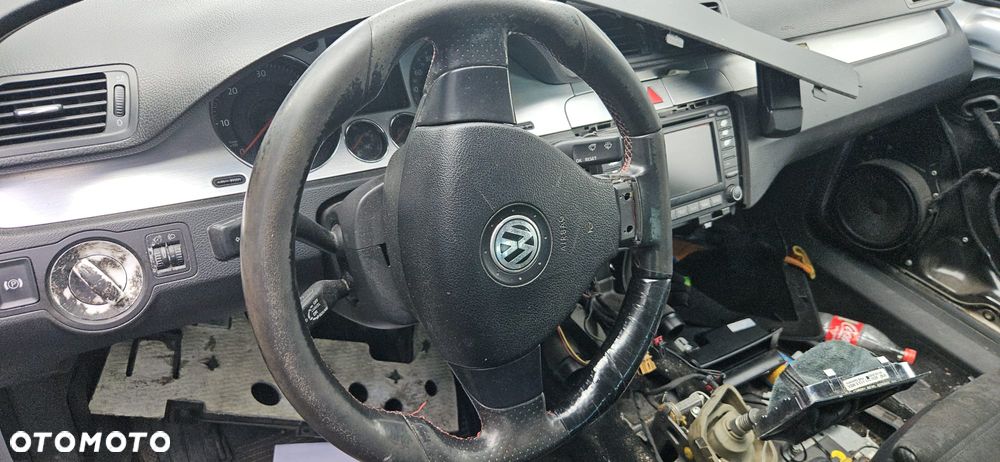 VW PASSAT B6 2.0 TDI BMP 05-09r - PAS BEZPIECZEŃSTWA LEWY PRAWY - 19