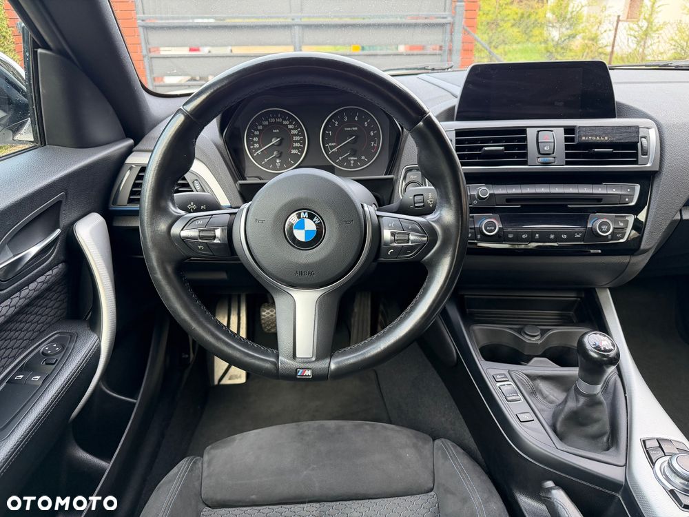 BMW Seria 2 220i M Sport - 26