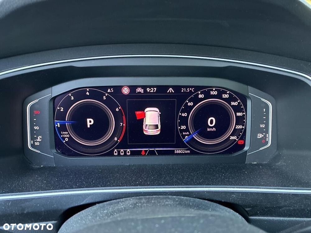 Volkswagen Tiguan - 8