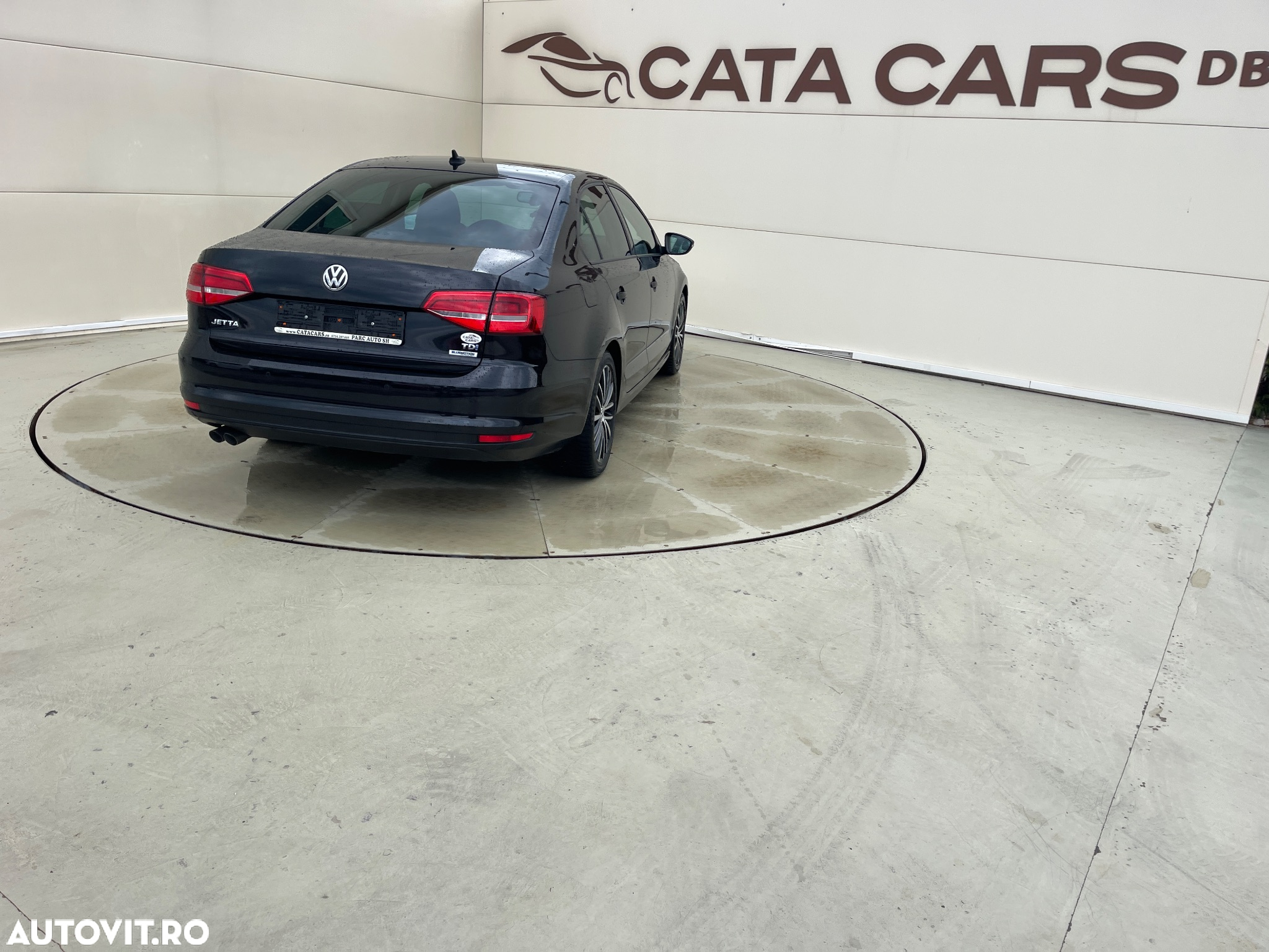 Volkswagen Jetta - 14