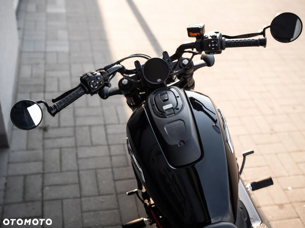 Harley-Davidson Sportster - 16