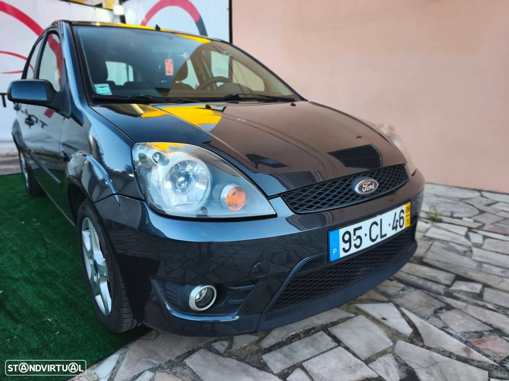 Ford Fiesta 1.25 First Edition - 29