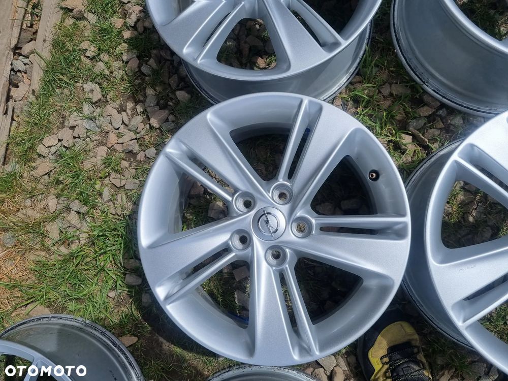 OPEL INSIGNIA B,ZAFIRA C,ASTRA J alu 7,5X17 ET45 5x115,czujniki super stan - 3
