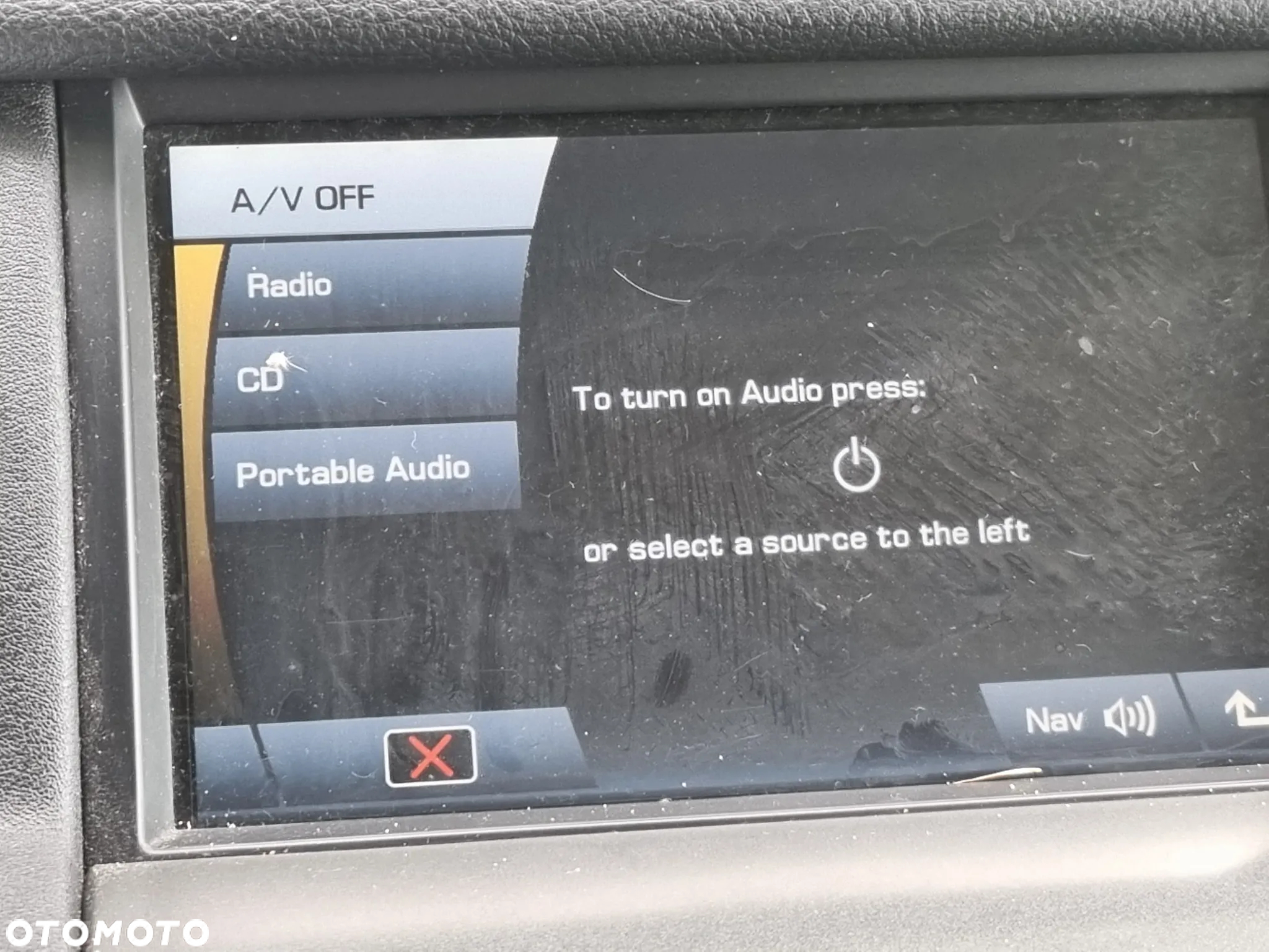 Land Rover Discovery IV 3.0D V6 HSE - 11