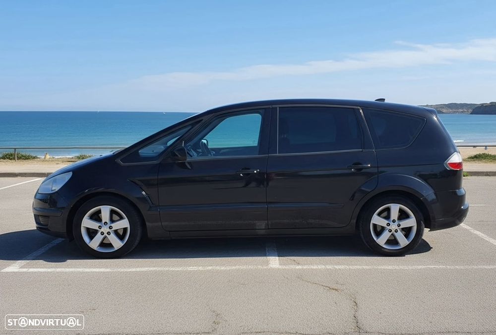 Ford S-Max 1.8 TDCi Titanium 7L - 4