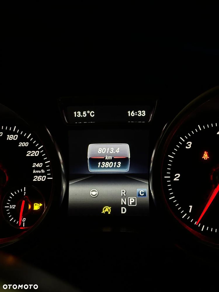 Mercedes-Benz GLE - 25