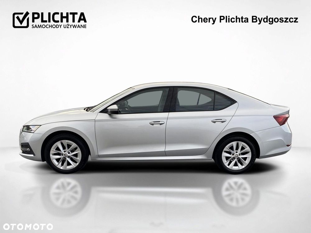 Skoda Octavia 2023 photo 2