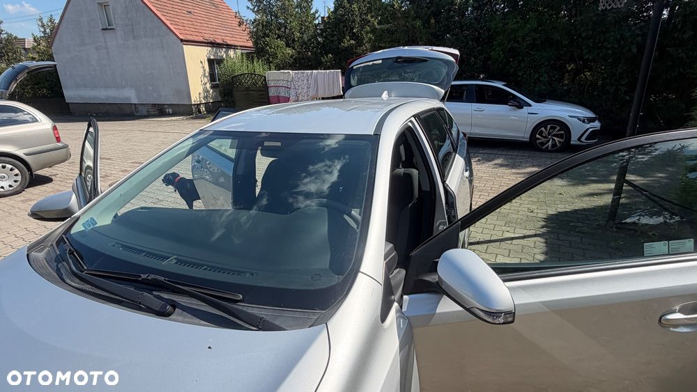 Toyota Auris 1.6 Active - 12
