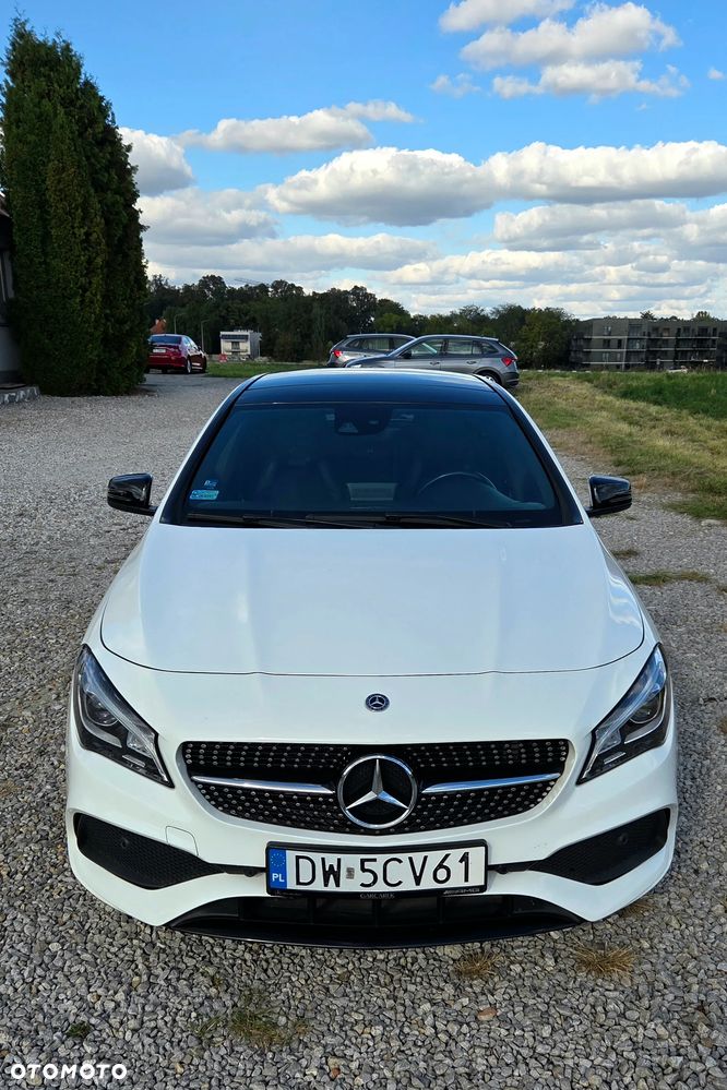 Mercedes-Benz CLA 220 4-Matic AMG Line - 5