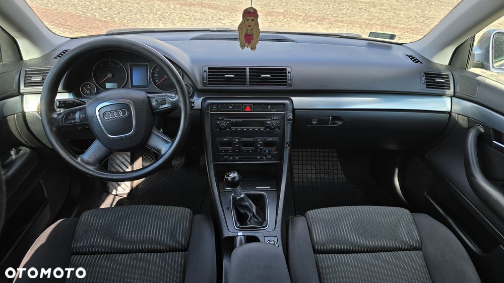 Audi A4 Avant - 5