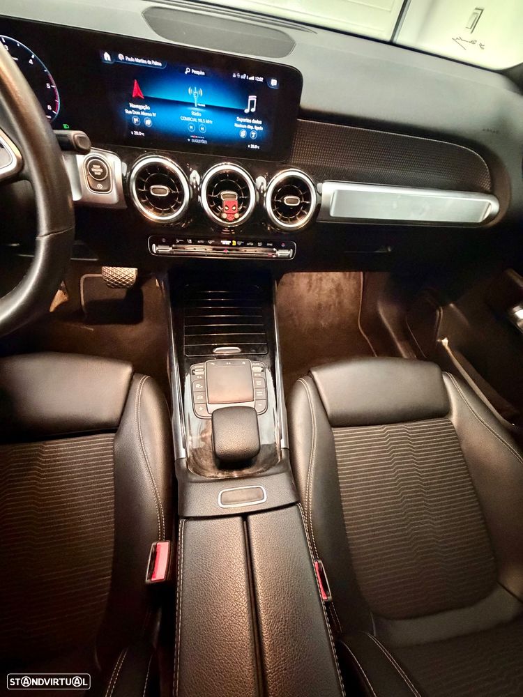 Mercedes-Benz GLB 180 d Progressive - 11