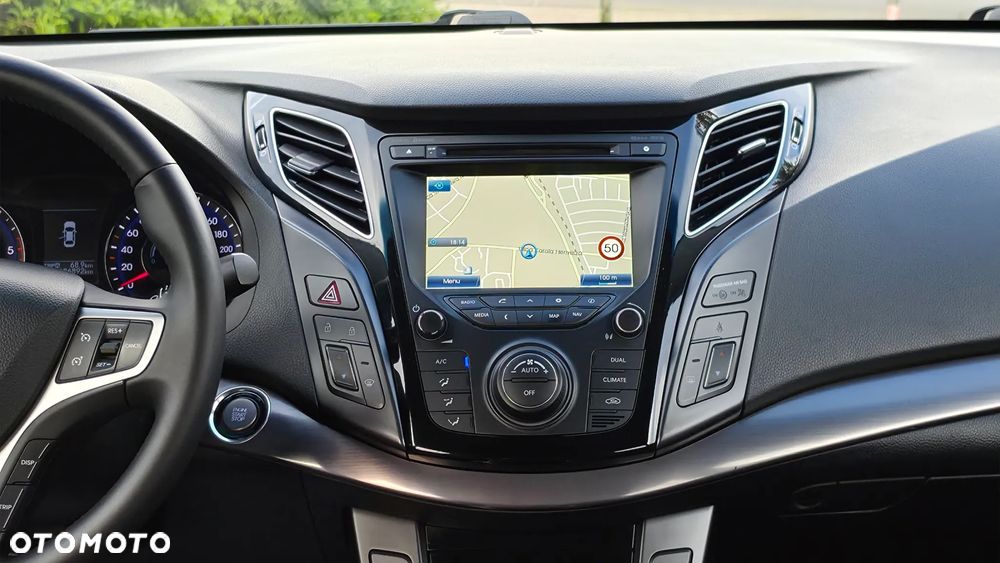 Hyundai i40 Kombi 1.7 CRDi Premium - 26
