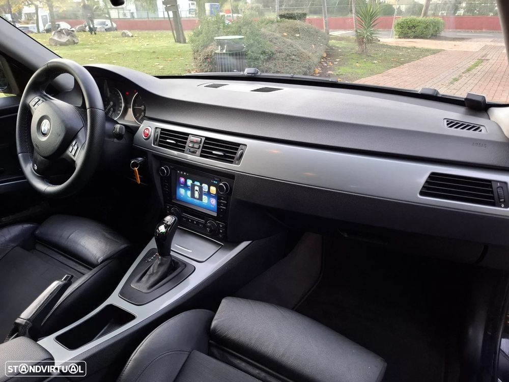 BMW 320 dA Exclusive - 10