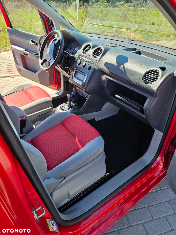 Volkswagen Caddy Life DSG - 16