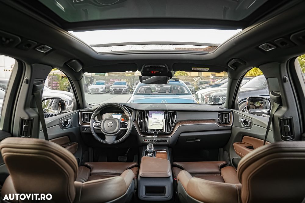 Volvo XC 60 Recharge T6 Twin Engine eAWD Inscription Expression - 17