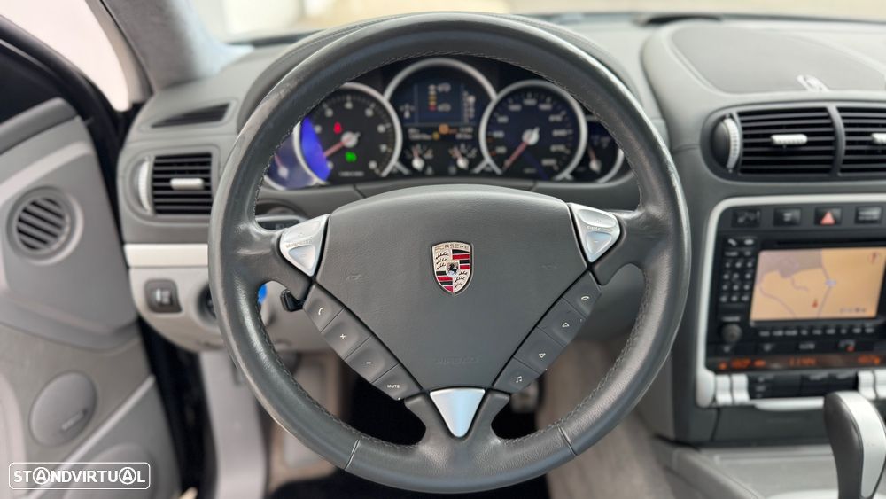 Porsche Cayenne Turbo - 6