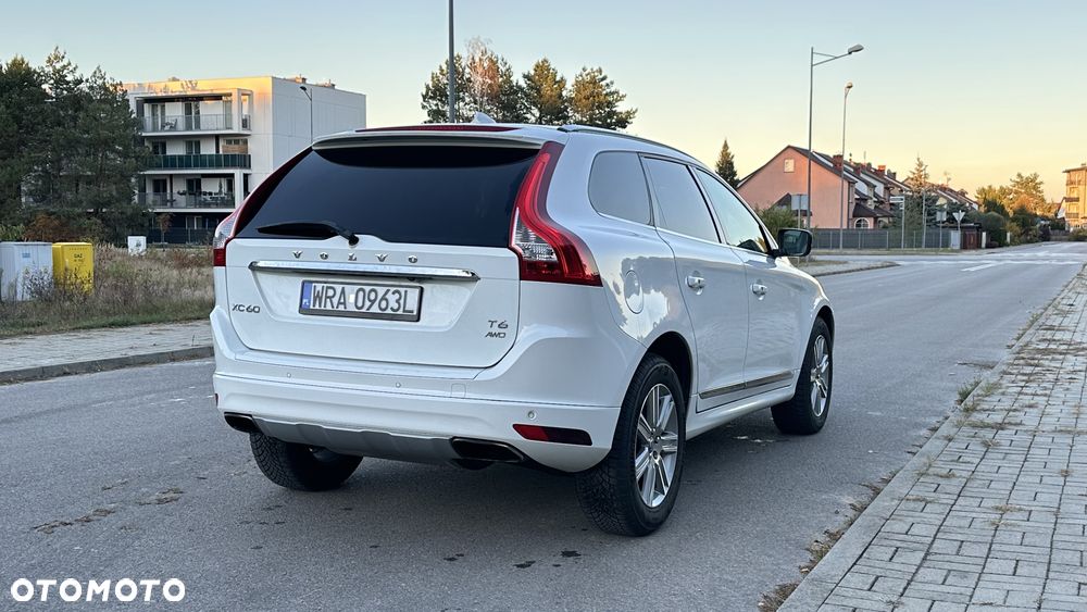 Volvo XC 60 T6 AWD Geartronic Summum - 7