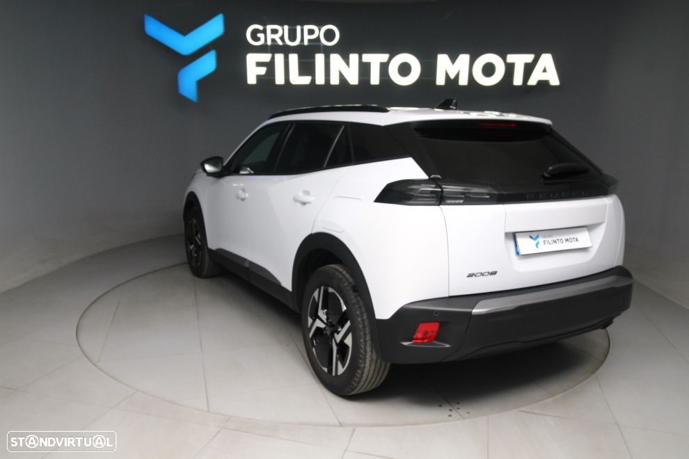 Peugeot 2008 1.2 PureTech Allure - 4
