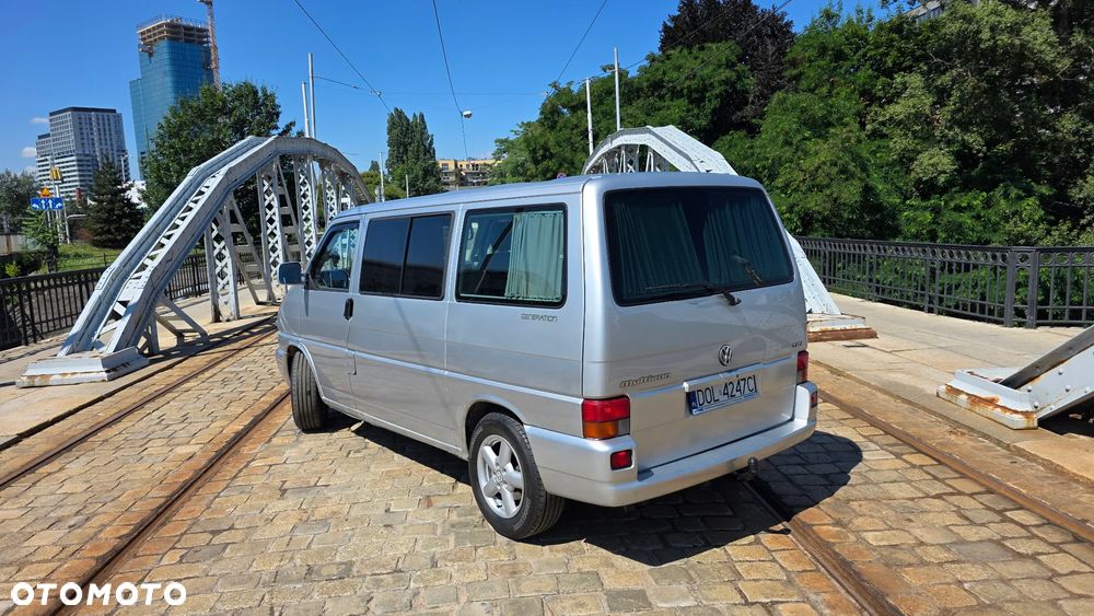Volkswagen Multivan - 4