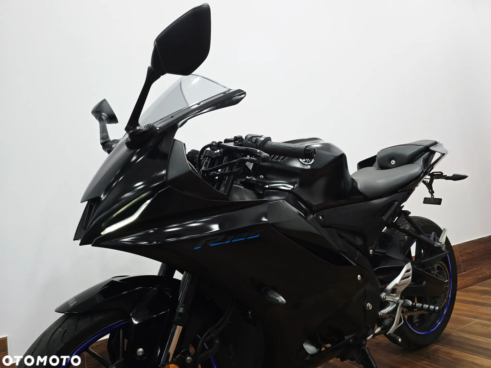 Yamaha YZF - 7