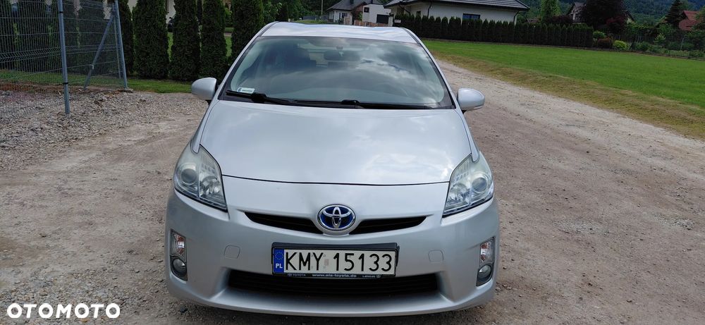 Toyota Prius 1.8 HSD Prestige - 2