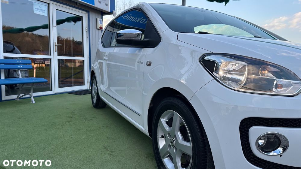 Volkswagen up! black - 12