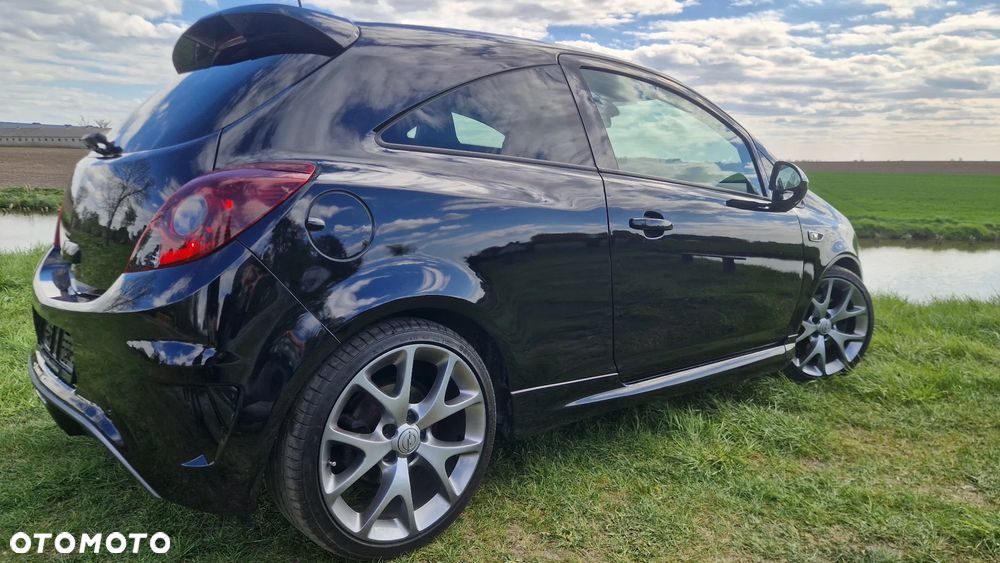 Opel Corsa 1.6 Turbo OPC - 34