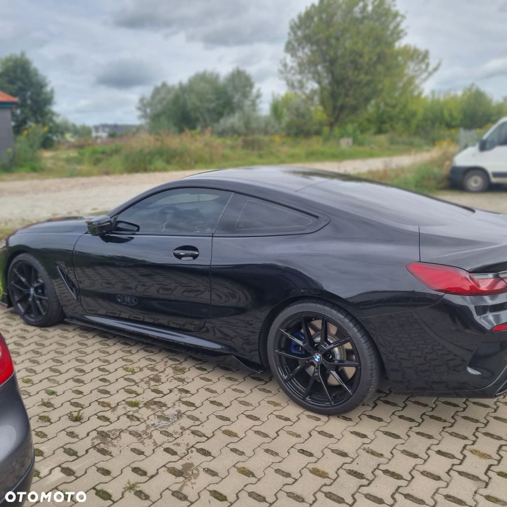 BMW M8 - 8