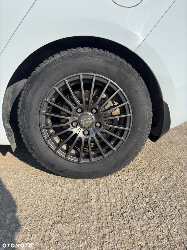 Kia Ceed - 21