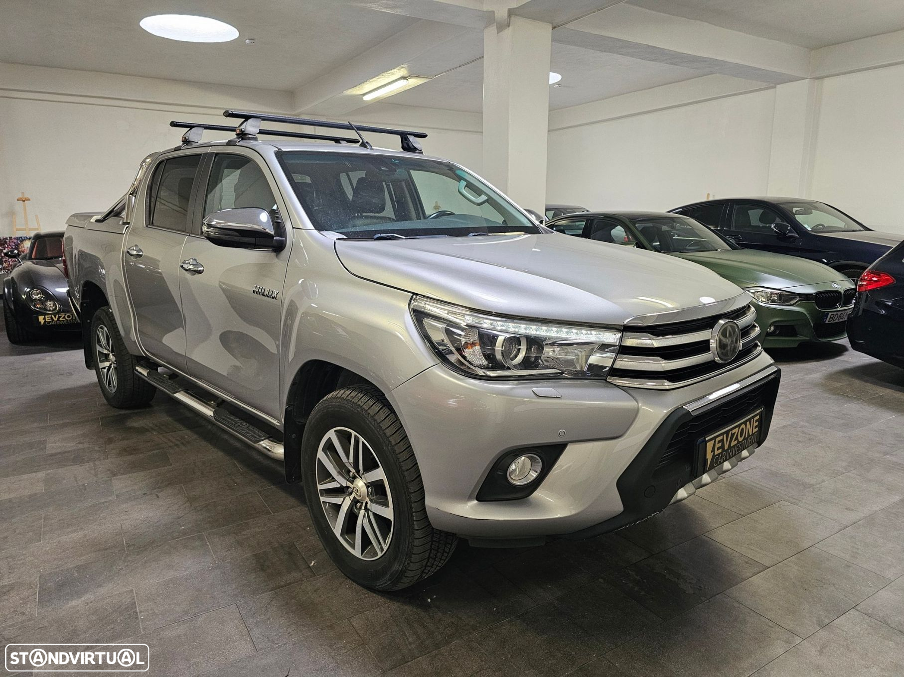 Toyota Hilux 4x4 Cabine Dupla Auto Executive - 2