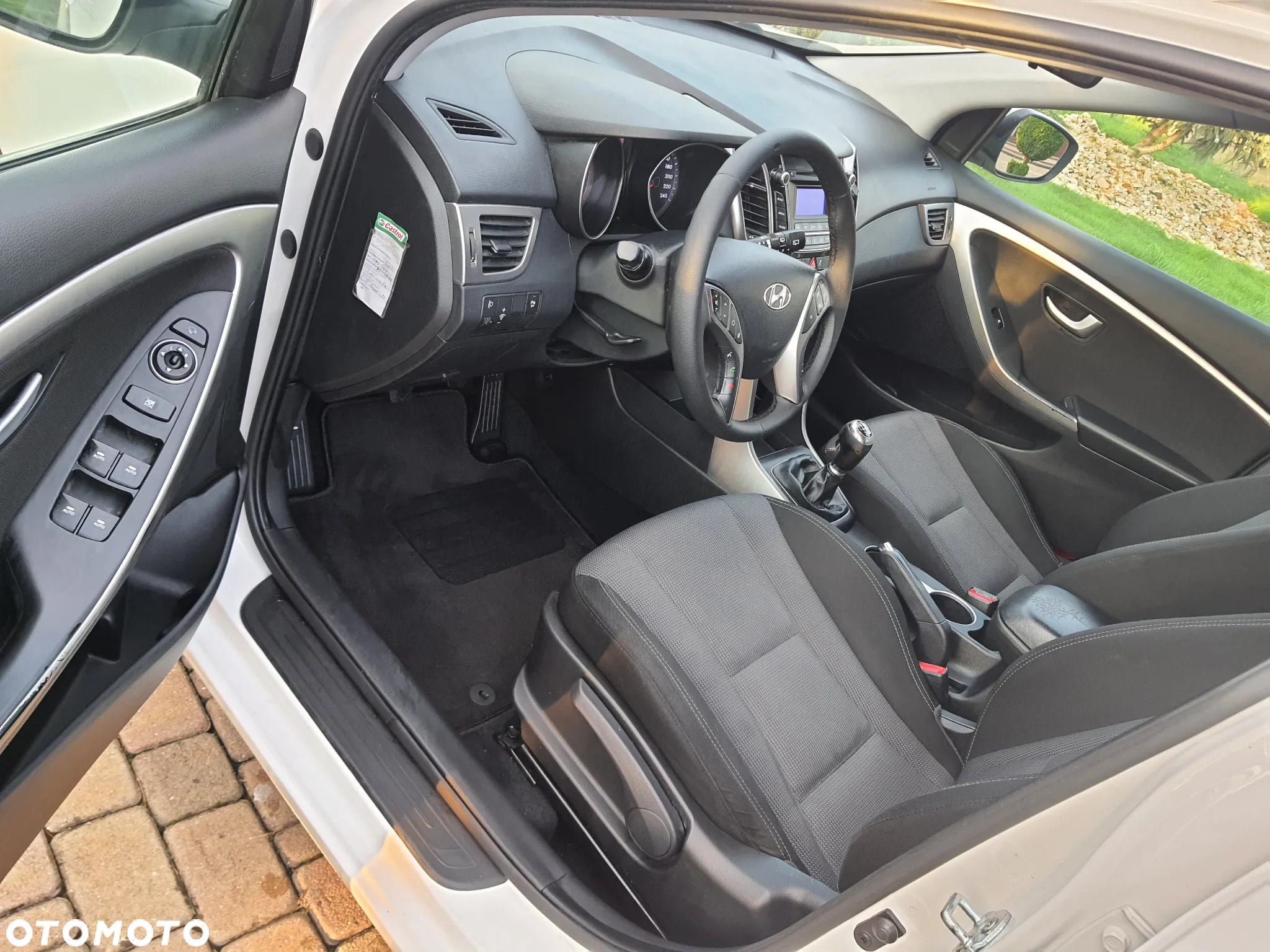 Hyundai i30 Kombi 1.6 CRDI Family+ - 14