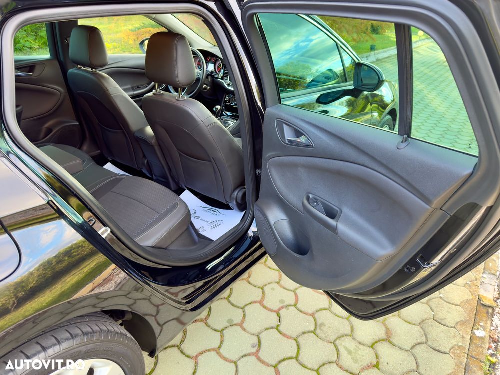 Opel Astra 1.6 BiTrb D (CDTI) Start/Stop Sports Tourer Innovation - 13