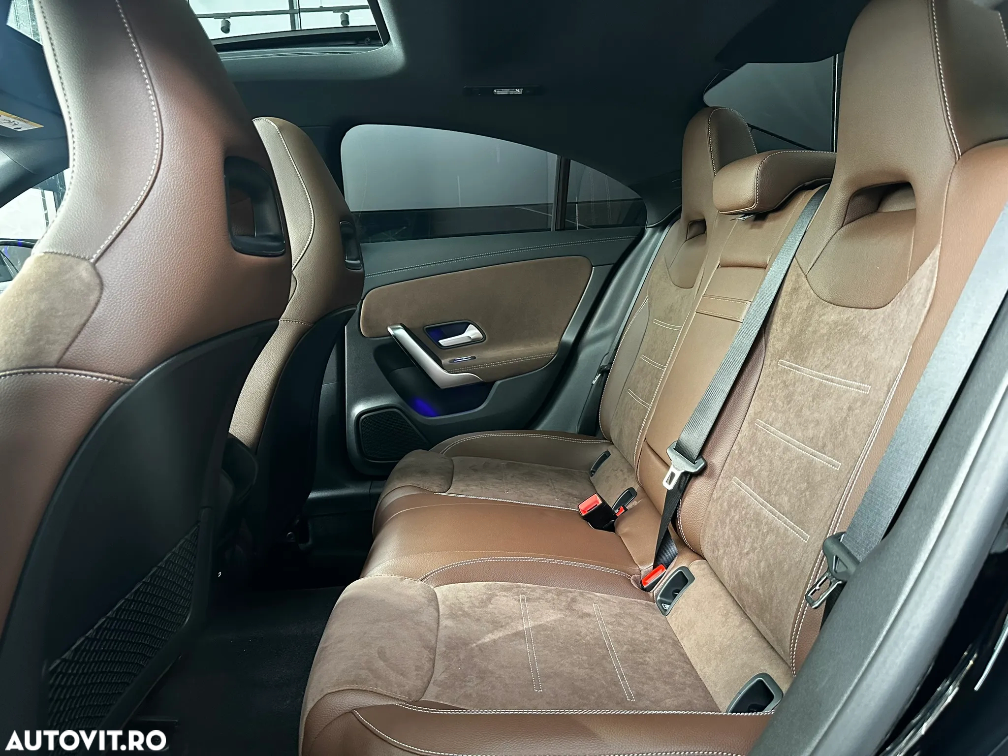 Mercedes-Benz CLA 220 MHEV 4MATIC Coupe - 9