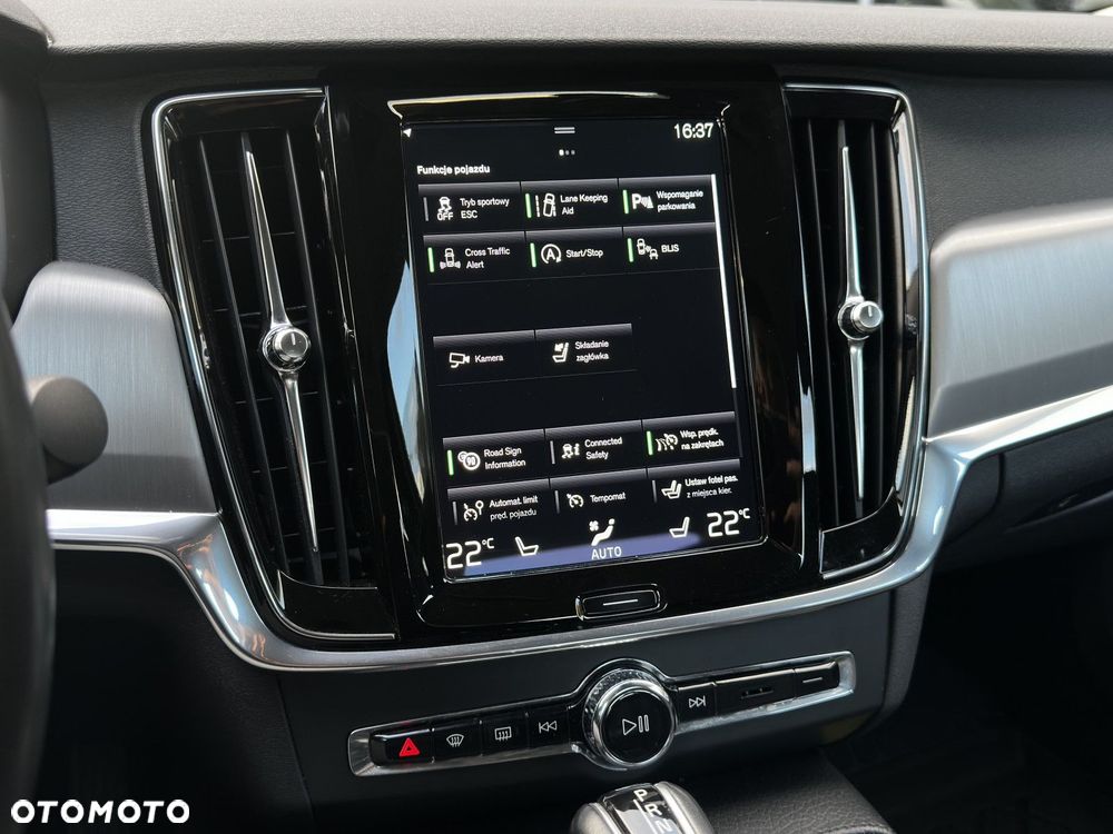 Volvo S90 - 27