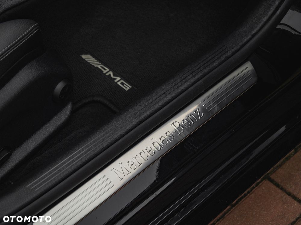 Mercedes-Benz Klasa C 250 9G-TRONIC - 26