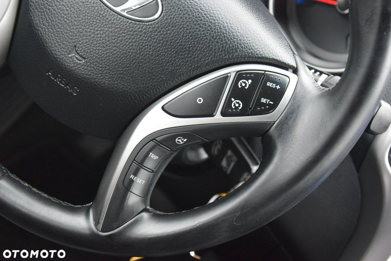 Hyundai i30 blue 1.6 CRDi YES Gold - 25