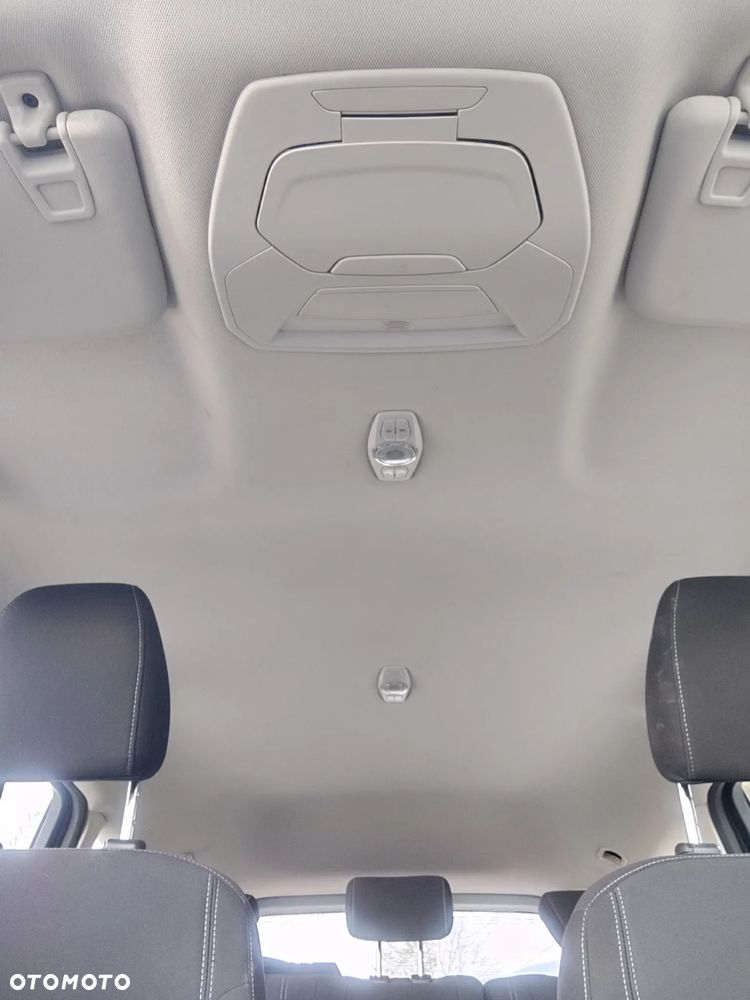 Ford Kuga 2.0 TDCi 4WD Trend - 27