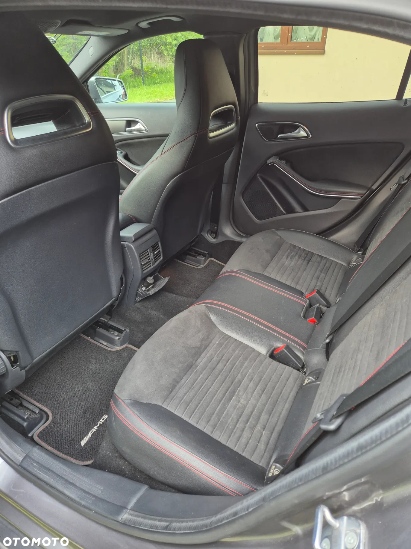 Mercedes-Benz GLA 200 7G-DCT AMG Line - 8