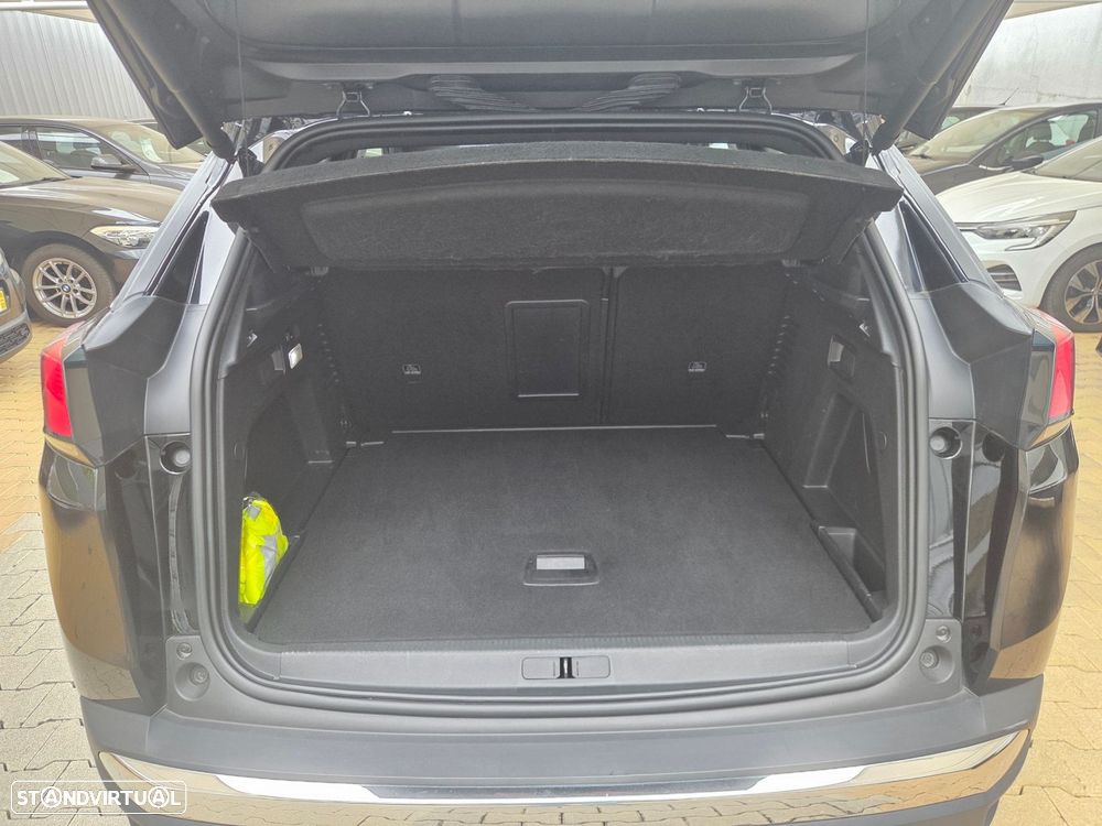 Peugeot 3008 1.5 BlueHDi GT Line EAT8 - 18