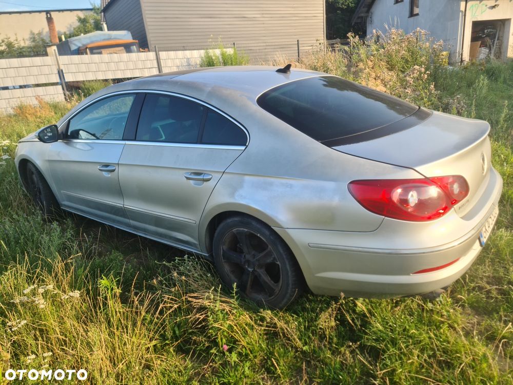 Volkswagen Passat CC - 4
