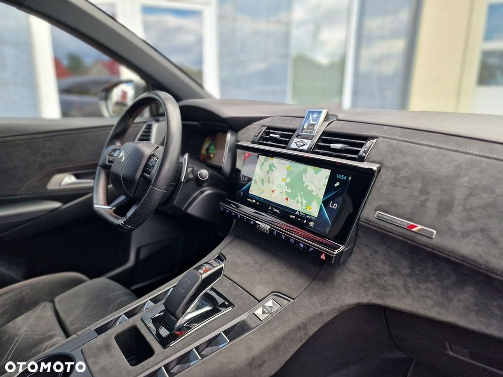 DS Automobiles DS 7 Crossback 1.6 E-Tense Performance Line + - 26