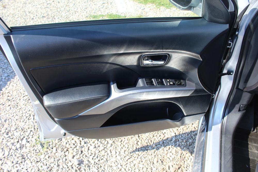 Citroën C-Crosser 2.2 HDi Exclusive - 22