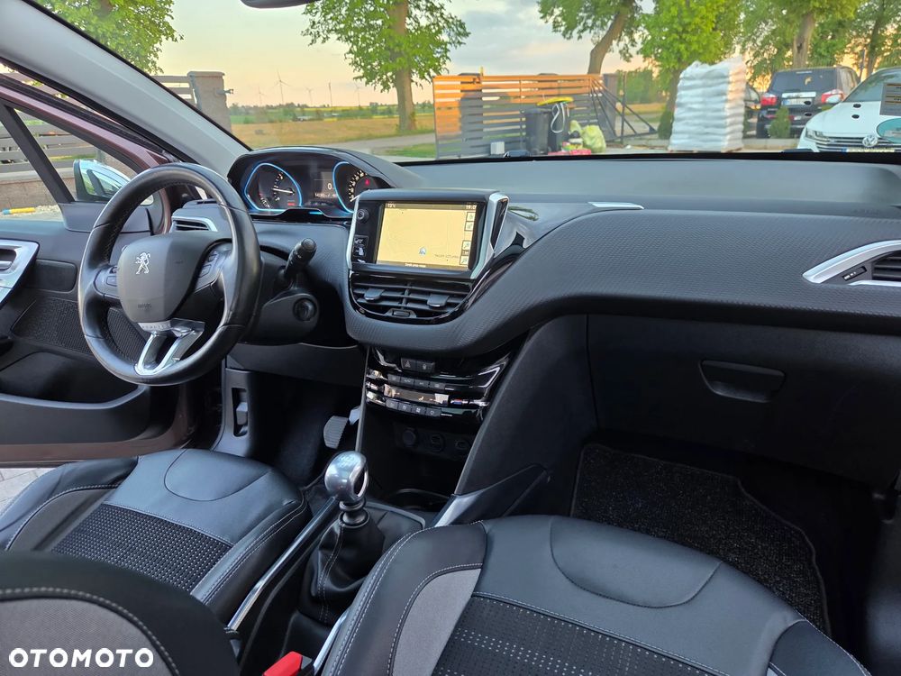 Peugeot 2008 e-HDi FAP 115 STOP & START Allure - 20