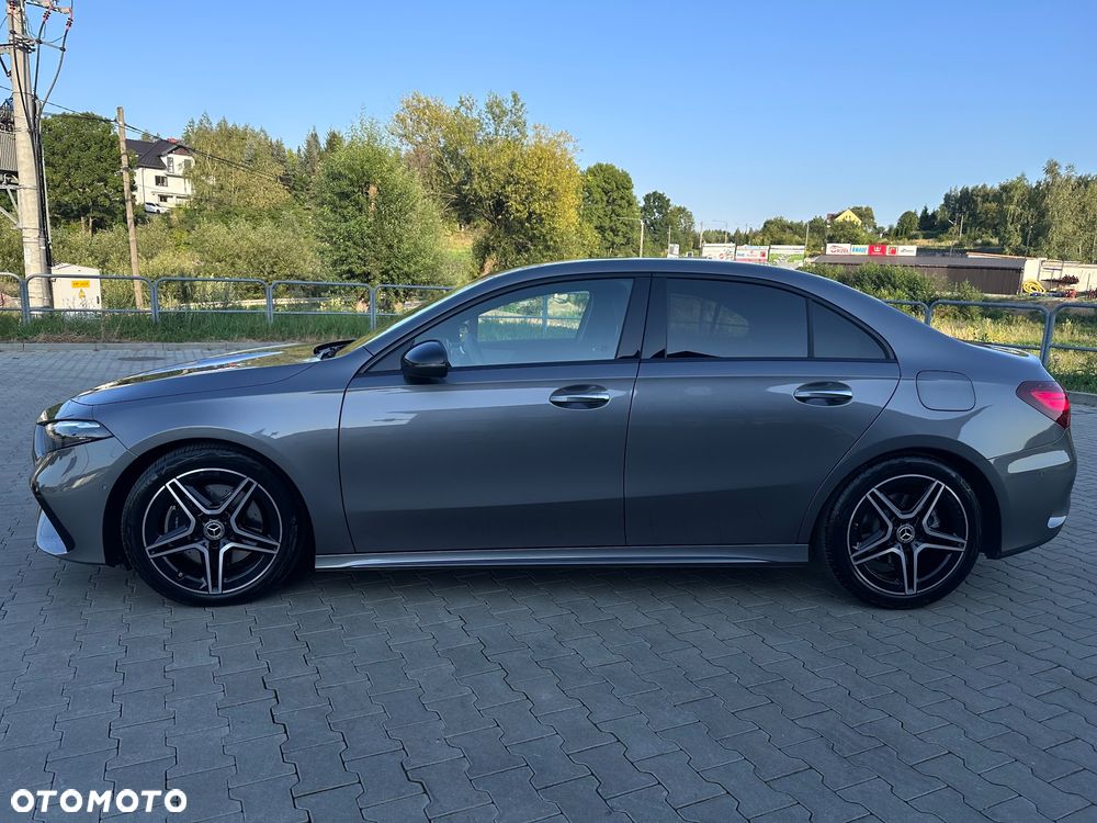 Mercedes-Benz Klasa A 220 4-Matic AMG Line 7G-DCT - 10