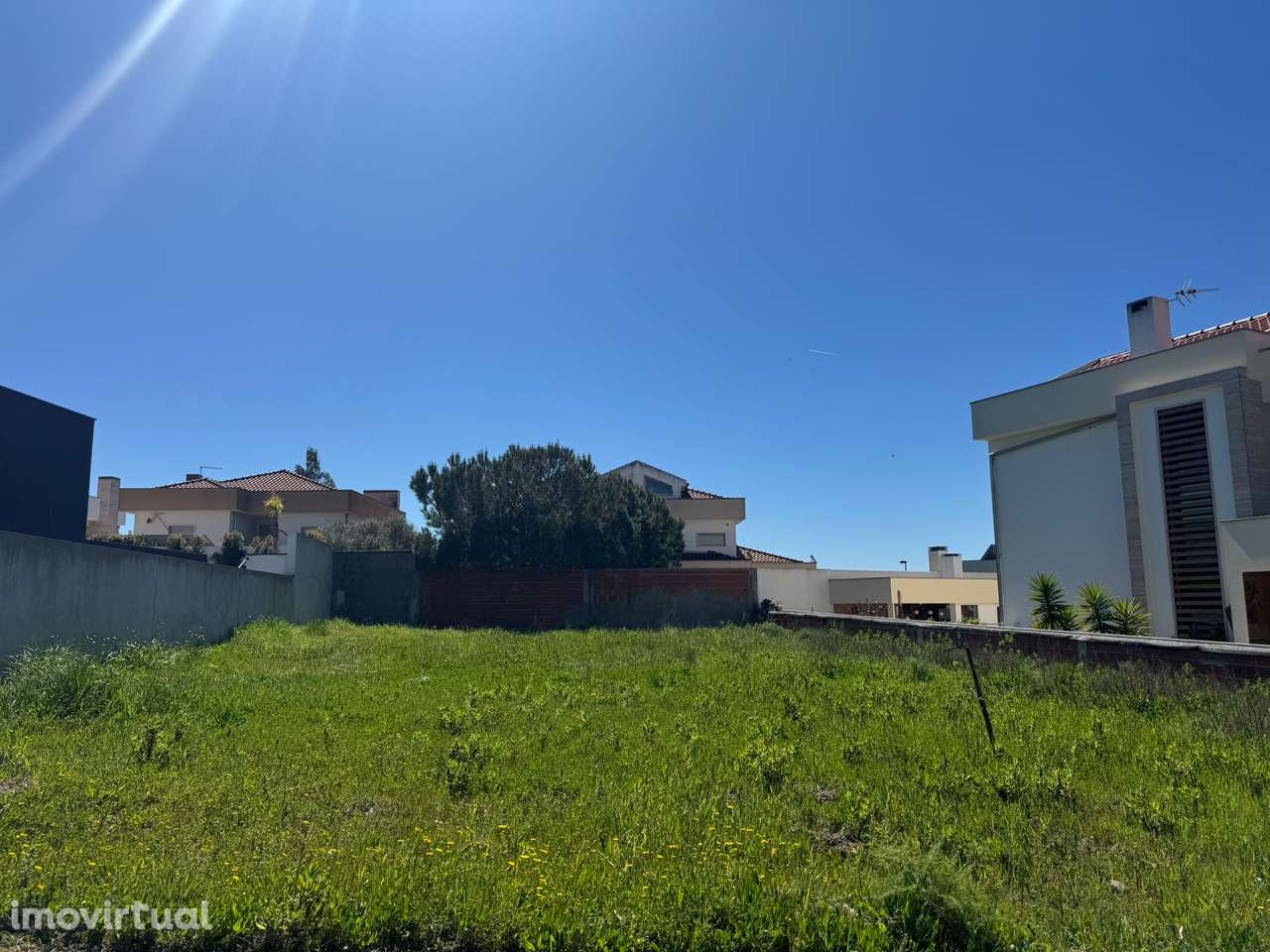 Construa Aqui a Sua Casa de Sonho – 457m² na Meia Via | 65.000€ - Grande imagem: 3/6