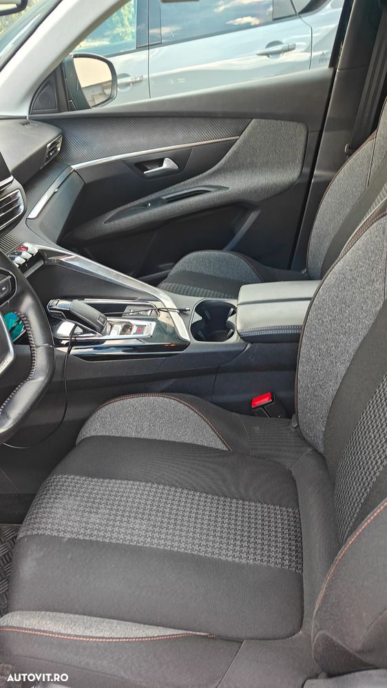 Peugeot 3008 1.5 BlueHDI 130 S&S EAT8 Allure - 5