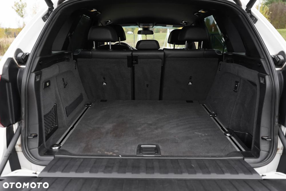 BMW X5 xDrive40d - 26